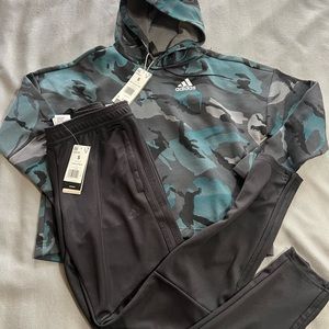 Brand New Adidas Camoflauge Hoodie/Trackpants Set Sz Small